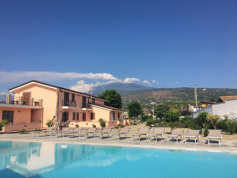 Il Giardino Country Holiday With Pool 陶尔米纳 外观 照片
